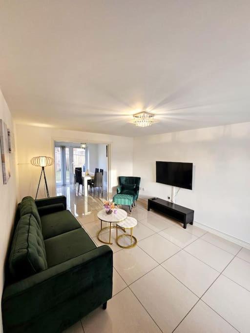 Spacious Modern 4Bd House Kingston upon Hull Bagian luar foto