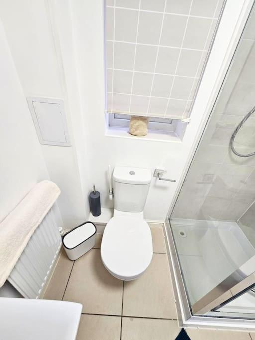 Spacious Modern 4Bd House Kingston upon Hull Bagian luar foto